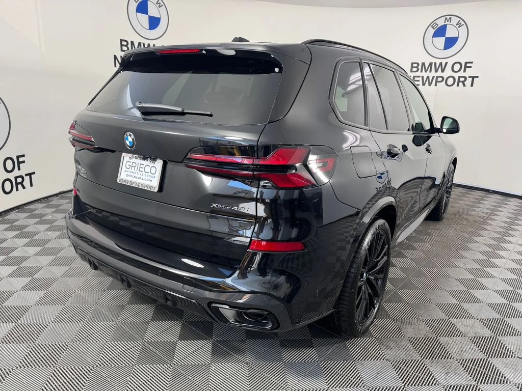 New 2026 Black Sapphire Metallic BMW xDrive40i image 6