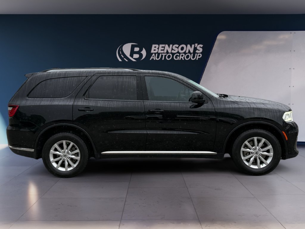 Used 2023 Black Dodge SXT image 6
