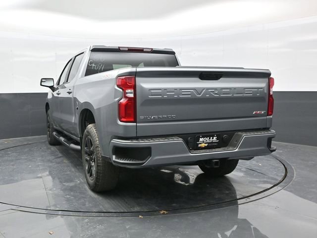 View vehicle photo 5