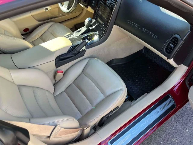 Used 2008 Crystal Red Metallic Tintcoat Chevrolet Base image 17