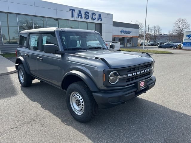 2025 Ford Bronco Base 4x4's photo