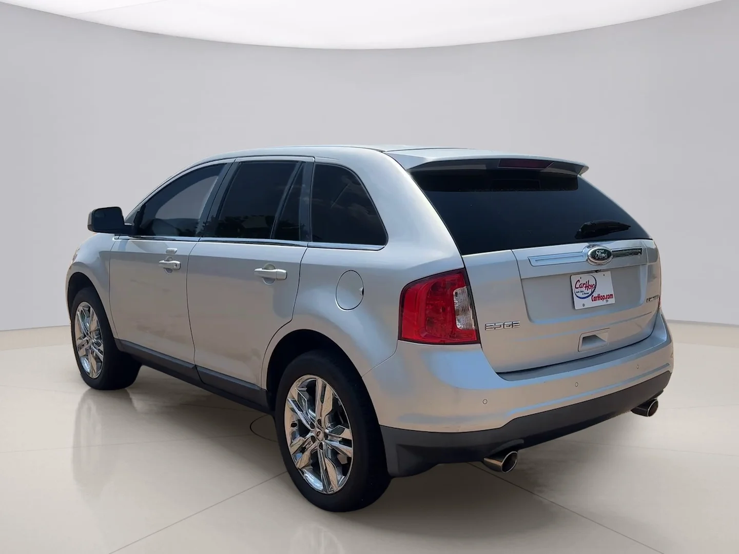 Used 2011 Silver Ford LIMITED image 3