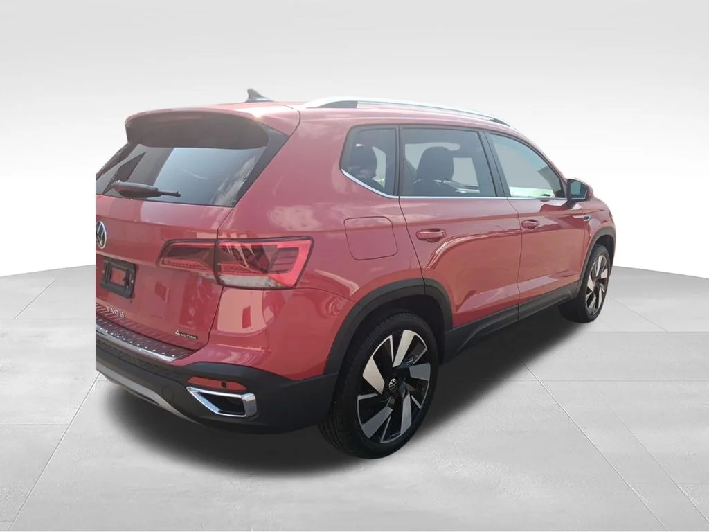 Used 2024 Kings Red Metallic Volkswagen 1.5T SEL image 6