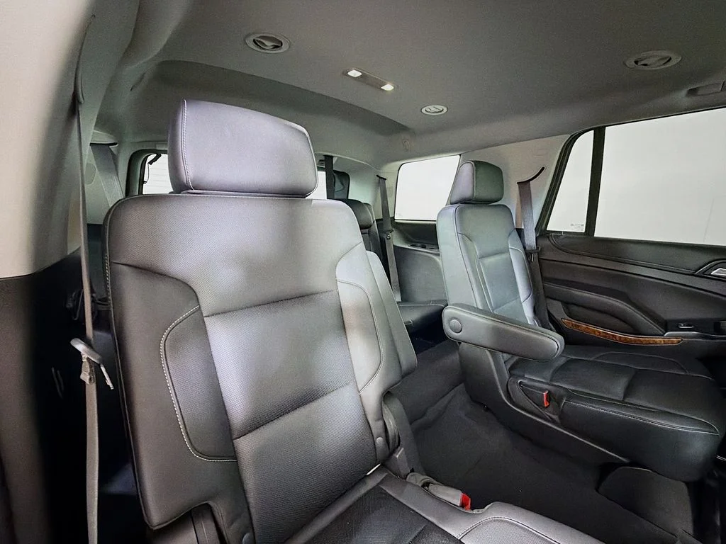 Used 2019 Black Chevrolet Premier image 26