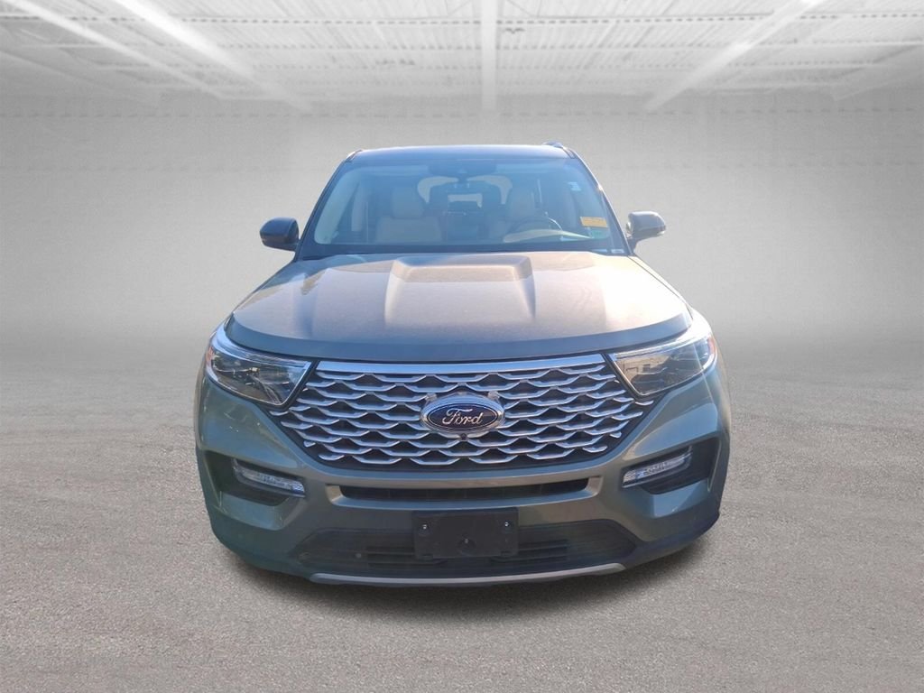 Used 2020 Green Ford Platinum image 3