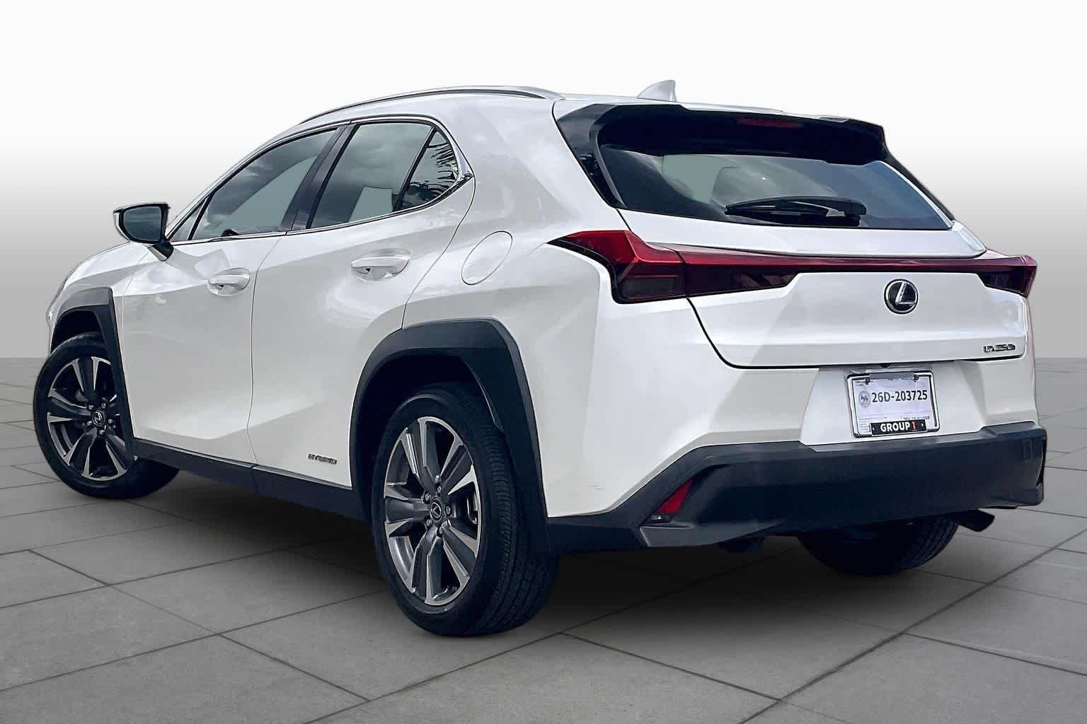 Used 2019 Eminent White Pearl Lexus  image 11