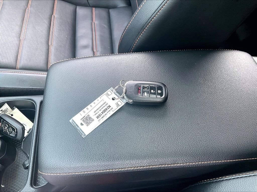Used 2025  Honda Sport-L image 30