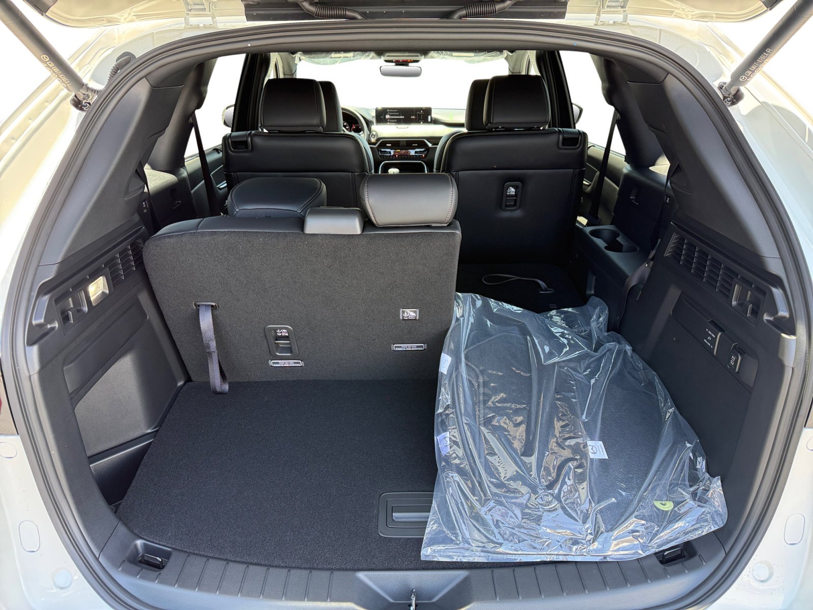 New 2026 Rhodium White Premium Mazda S Premium Plus image 17