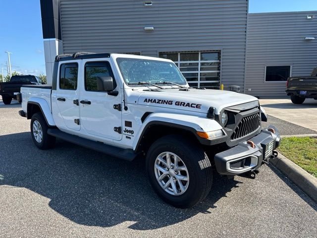 Used 2023 Bright White Clearcoat Jeep Sport S image 2