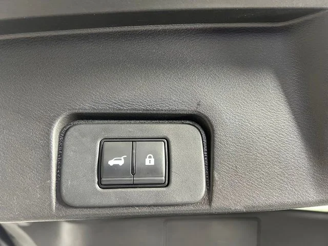 Used 2024 Silver Nissan SV image 38