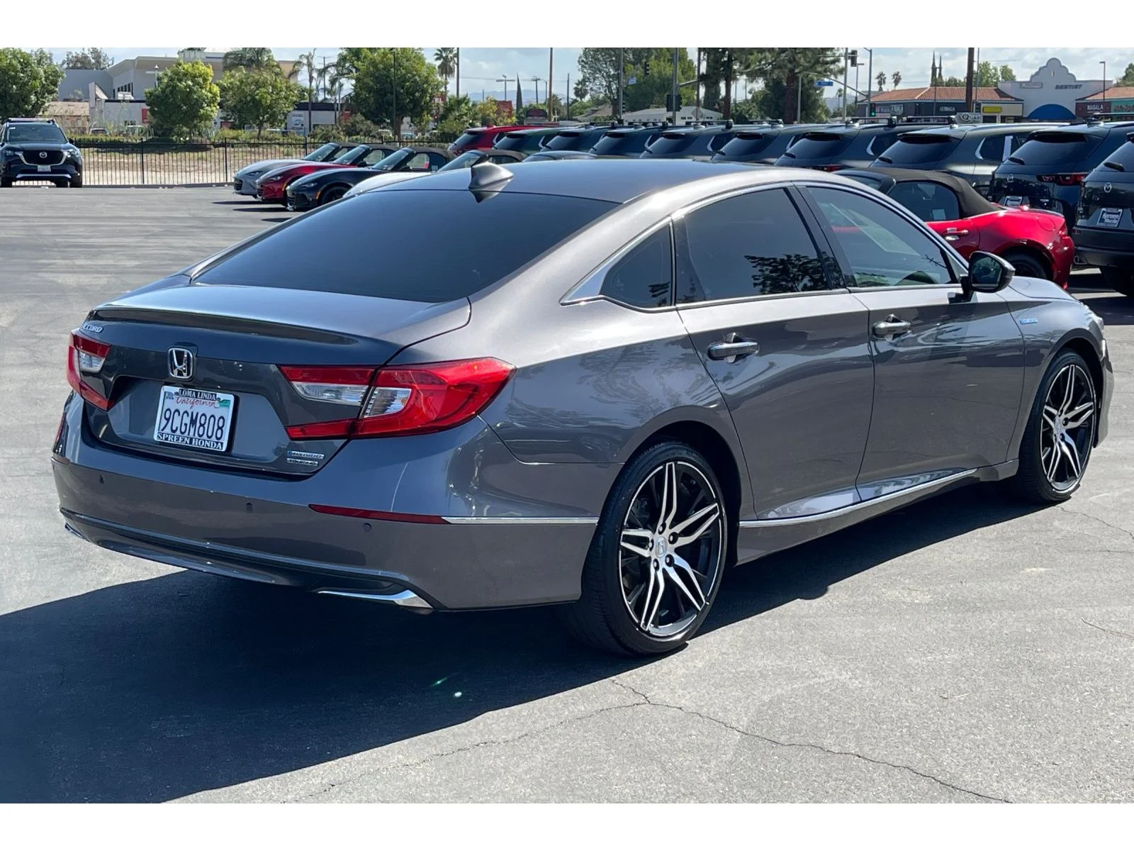 Used 2021 Modern Steel Metallic Honda Touring image 6