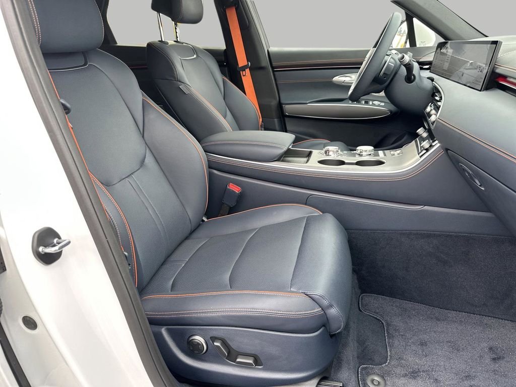 New 2026 White Genesis 3.5T SPORT ADVANCED image 26