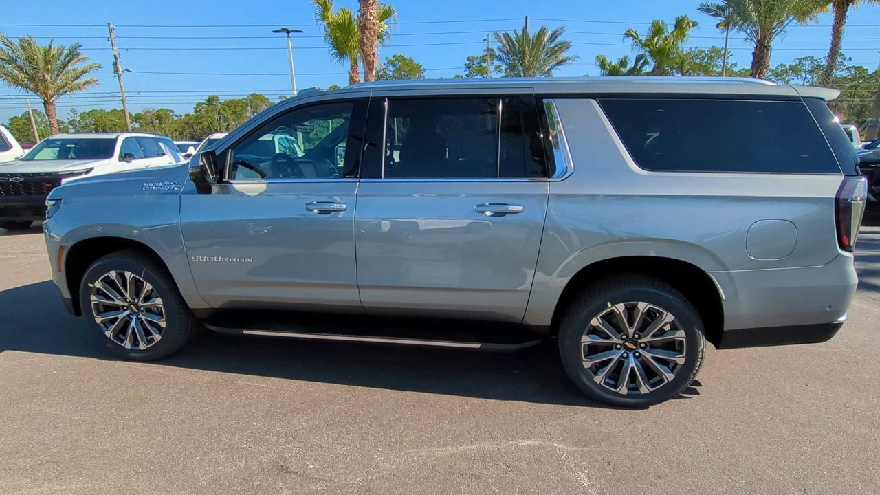 2026 Chevrolet Suburban High Country - Photo 6