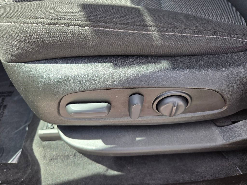 2023 Chevrolet Traverse 1LT - Photo 6