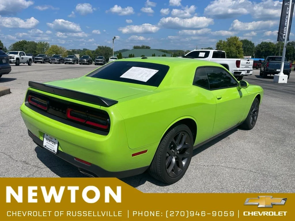 Used 2023 Sublime Metallic Dodge SXT image 30