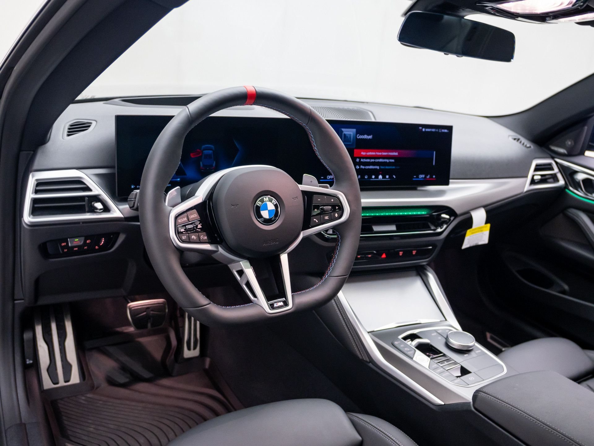 2026 BMW 4 Series M440i - Photo 11