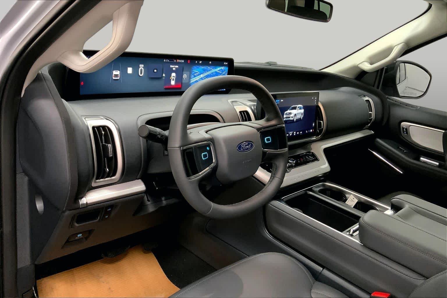 New 2026 Space Silver Metallic Ford Active image 7