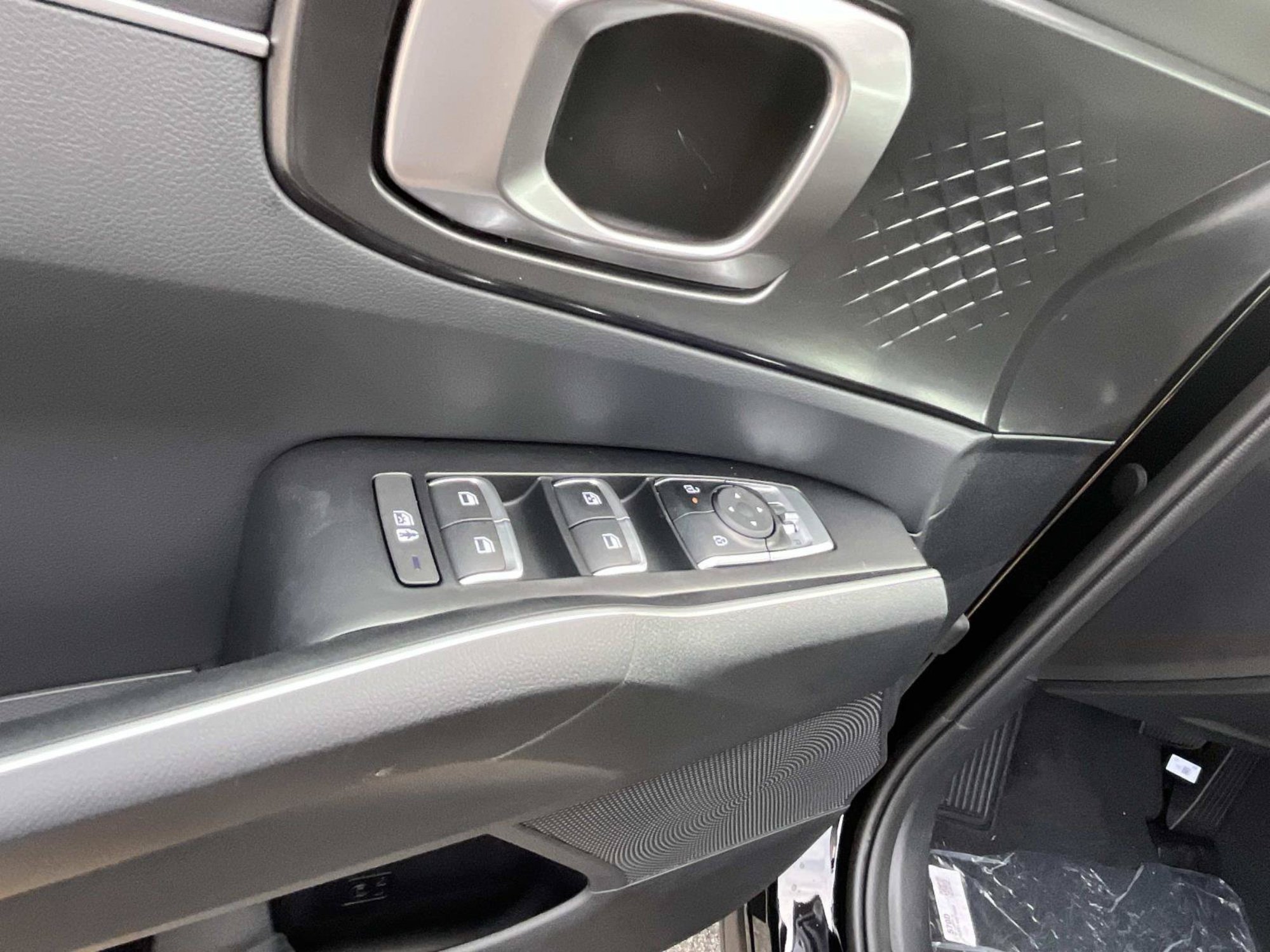 New 2026 Ebony Black Kia LX image 19