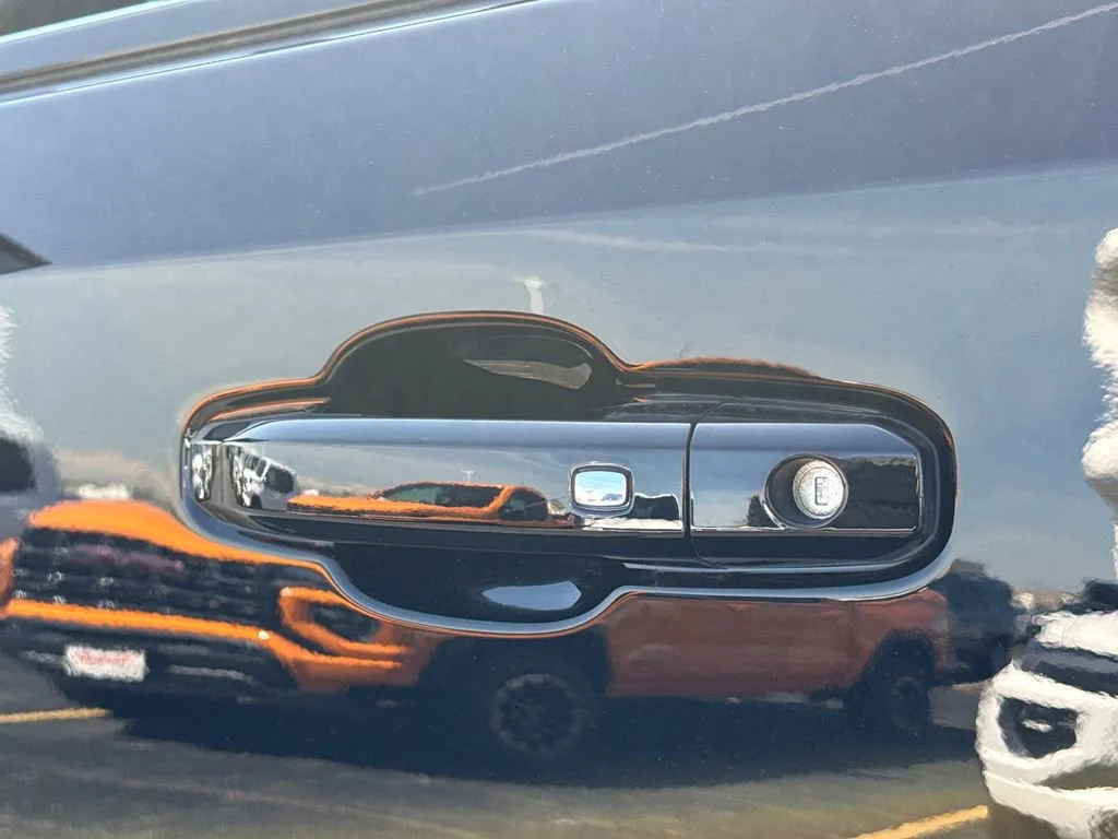 New 2026 Onyx Black GMC AT4 image 14
