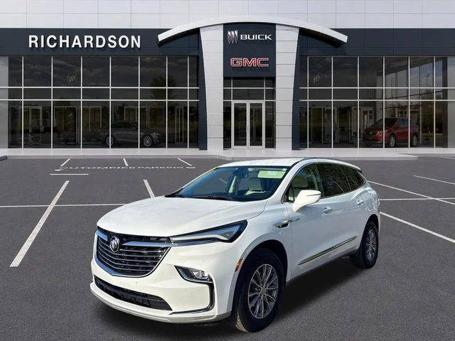 2024 Buick Enclave Essence