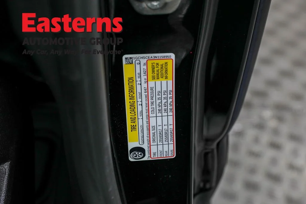 Used 2022 Black Chevrolet LT image 32