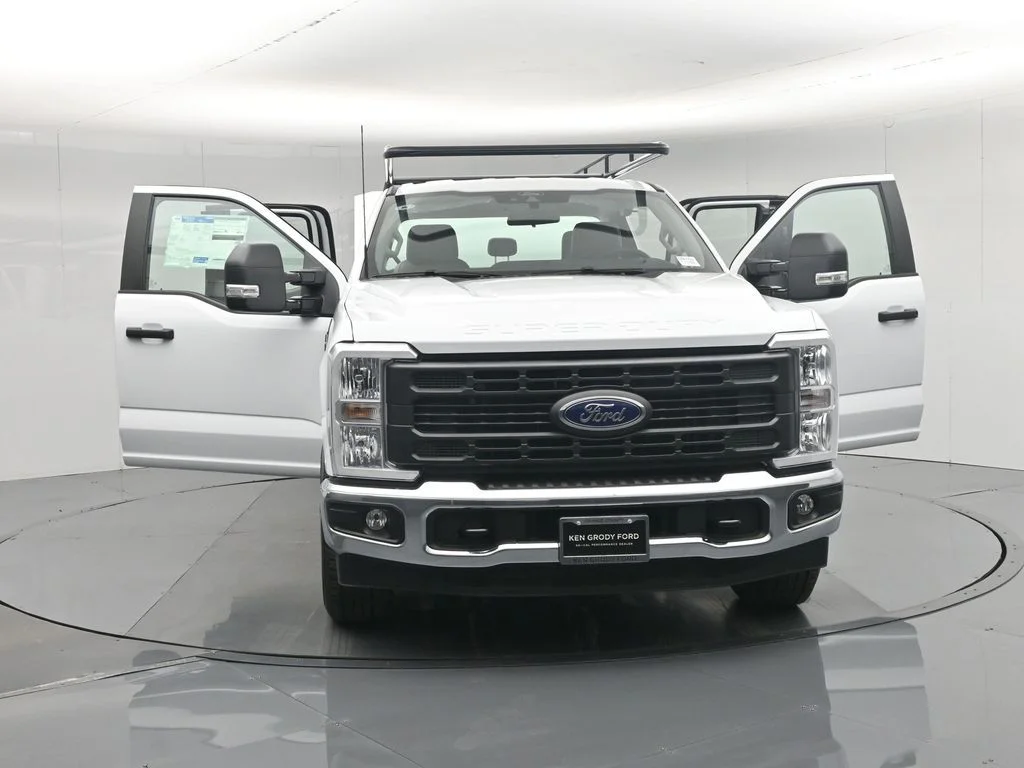 New 2026 White Ford XL image 31