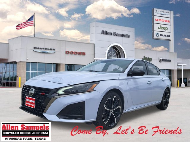 Pre-Owned 2024 Nissan Altima 2.5 SR FWD 4dr Car