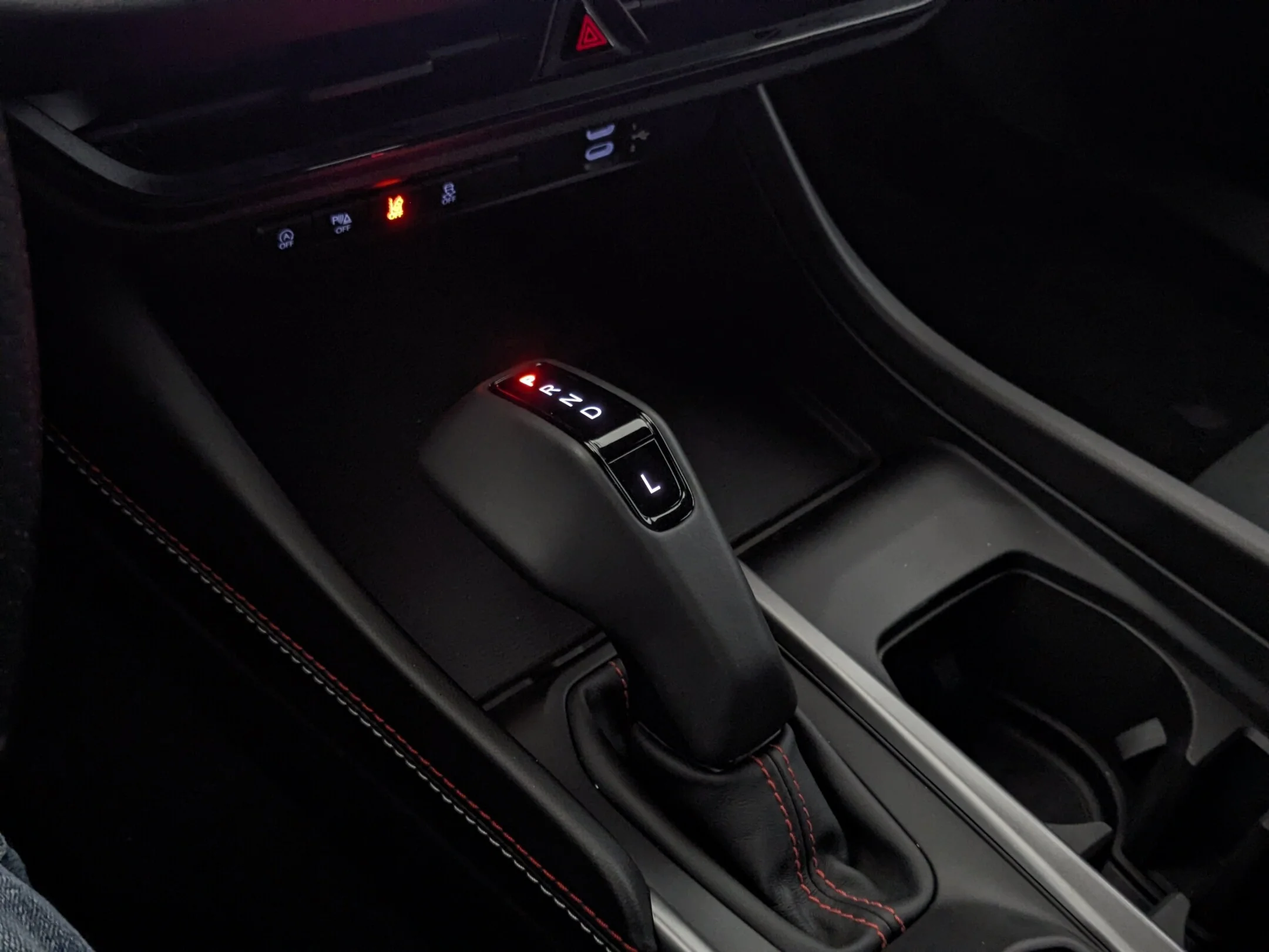 New 2026 Black Dodge R/T - - Blacktop Pkg - Driver Convenience Grp - Alpine Audio - 20 Black Wheels & More! image 19