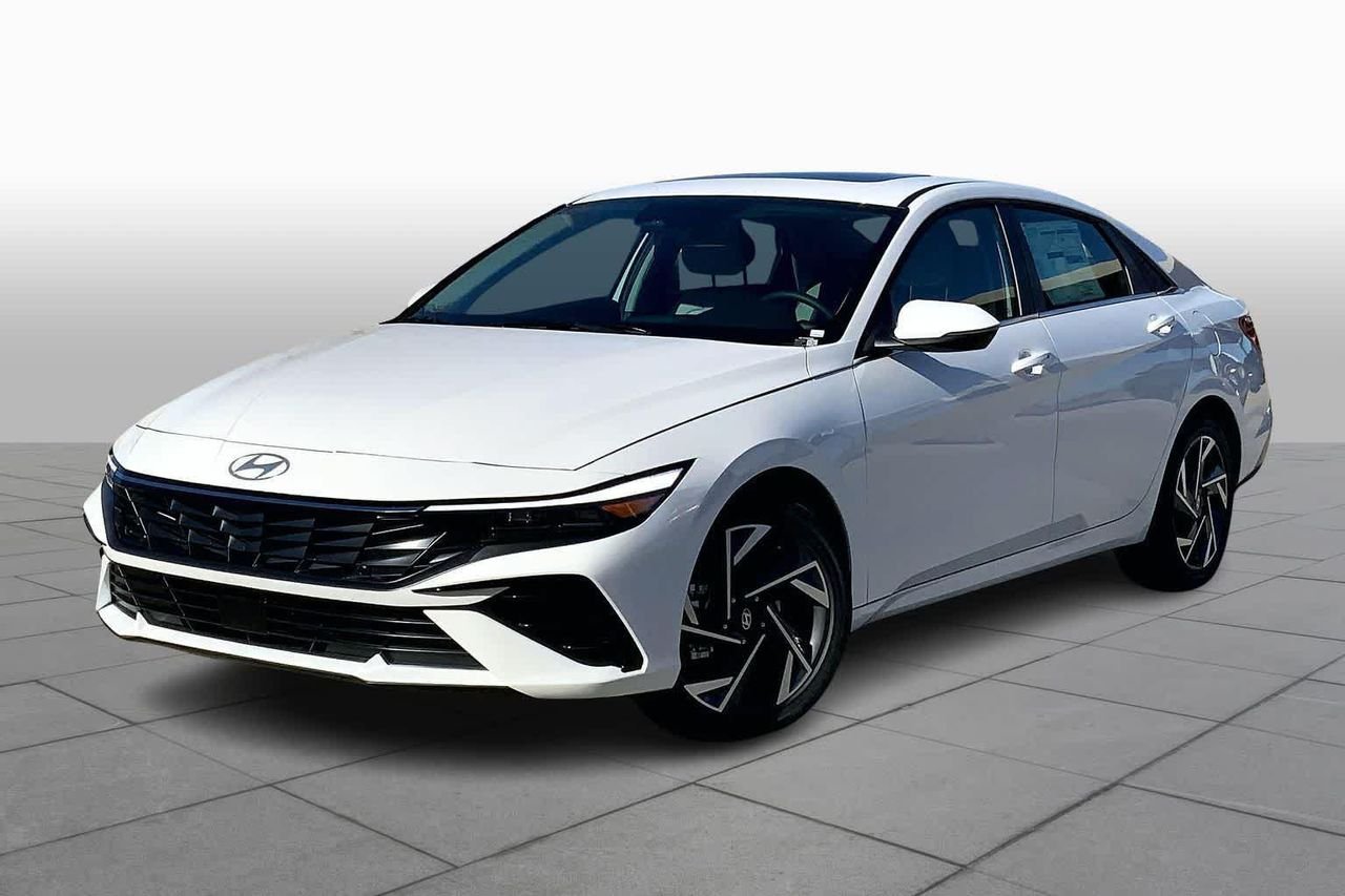 2026 Hyundai Elantra 2.0 Limited IVT's photo