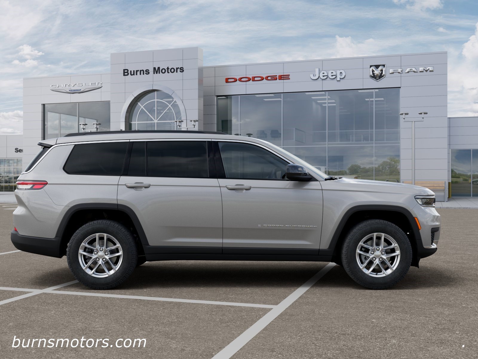 New 2026 Silver Zynith Exterior Paint Jeep Laredo image 21