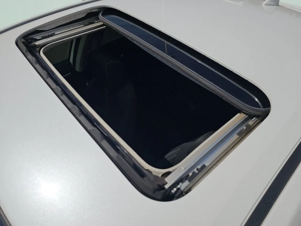 Used 2019 Platinum White Pearl Honda EX image 8