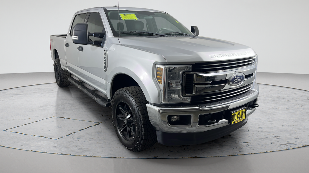 Used 2018 Silver Ford XLT image 28