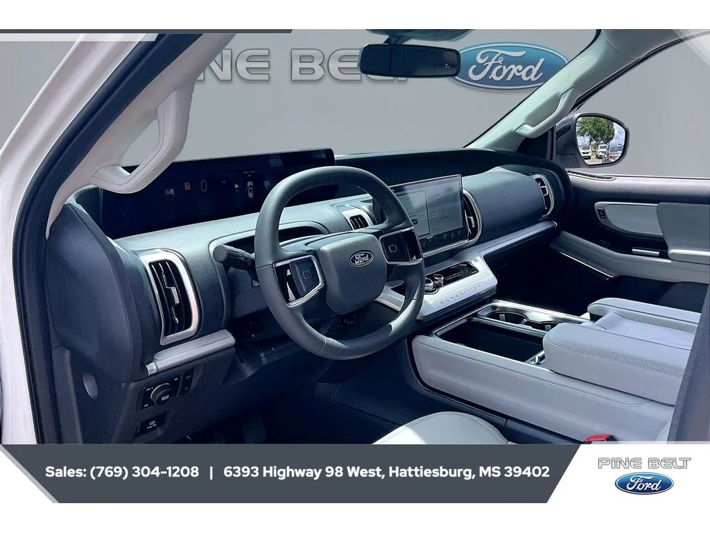 New 2026 Star White Metallic Tri-Coat Ford Active image 12