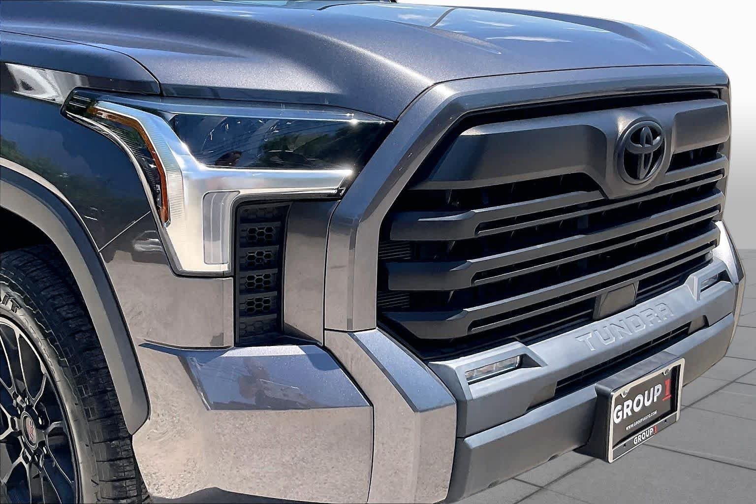 Used 2022 Magnetic Gray Metallic Toyota SR5 image 28
