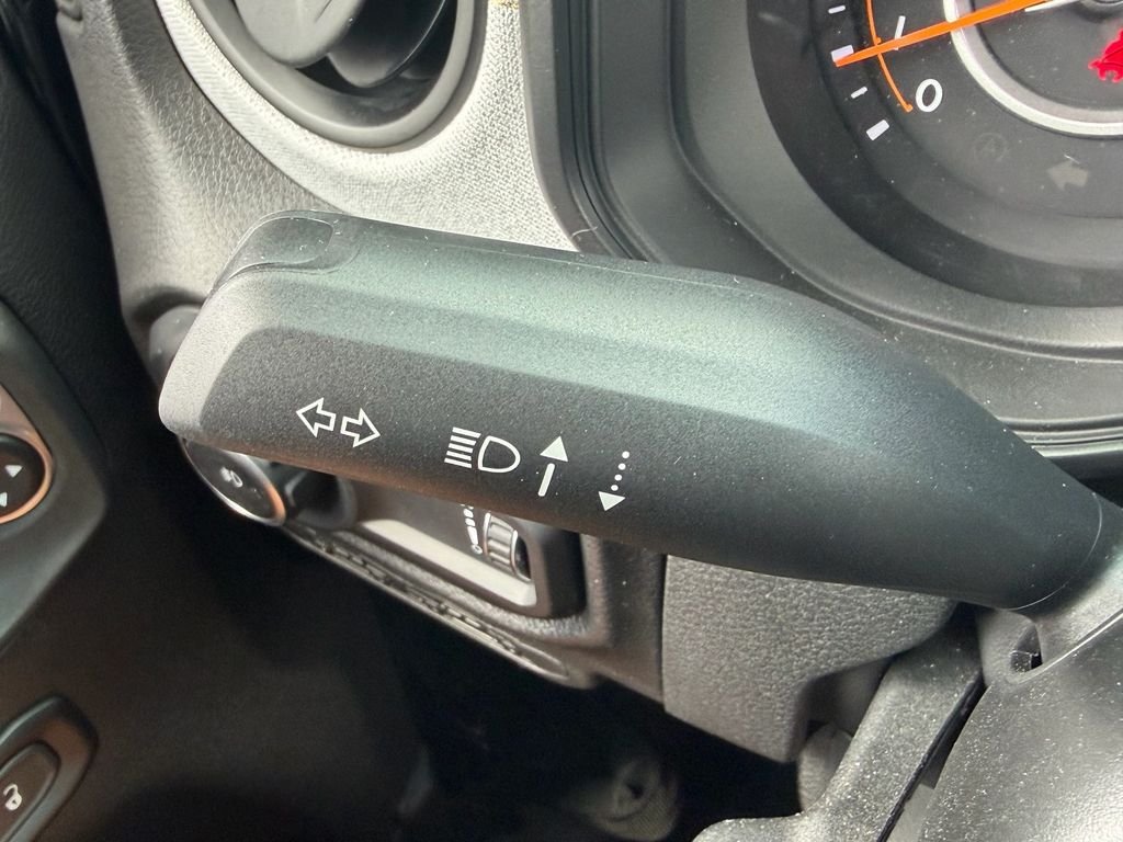 Used 2024 Black Jeep Sport S image 27