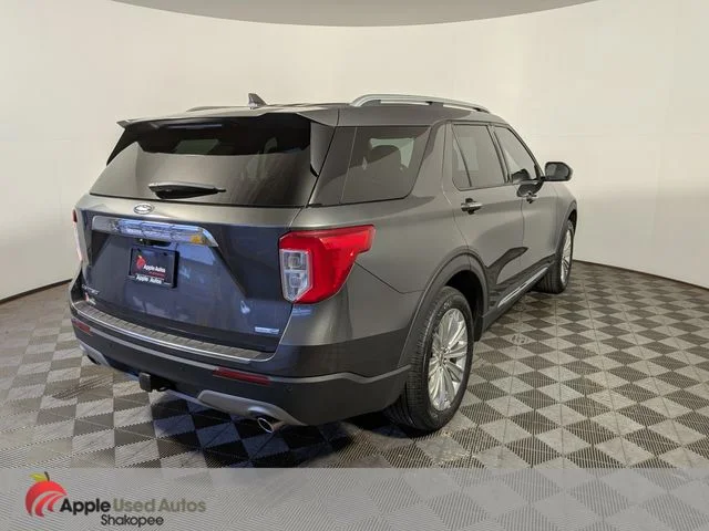 Used 2020 Gray Ford Limited image 5