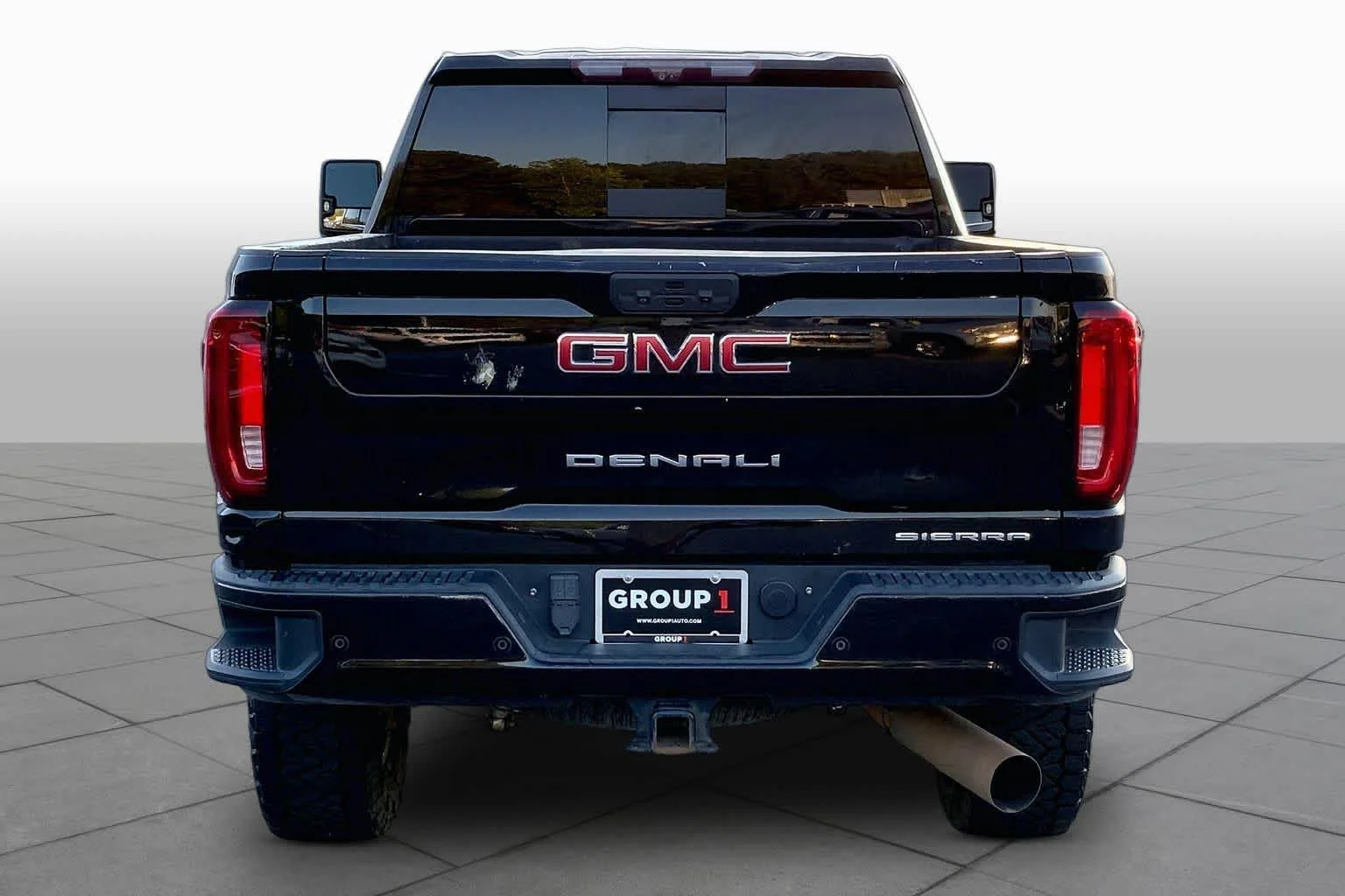 Used 2021 Ebony Twilight Metallic GMC Denali image 5