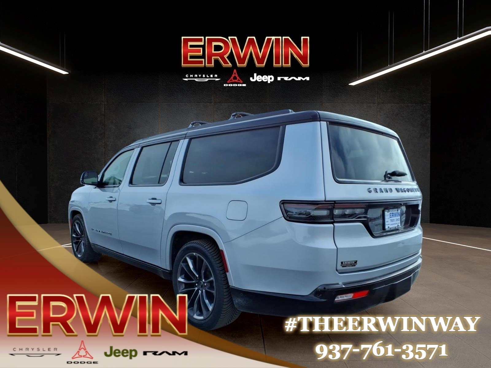Used 2024 Silver Zynith Jeep Obsidian image 5