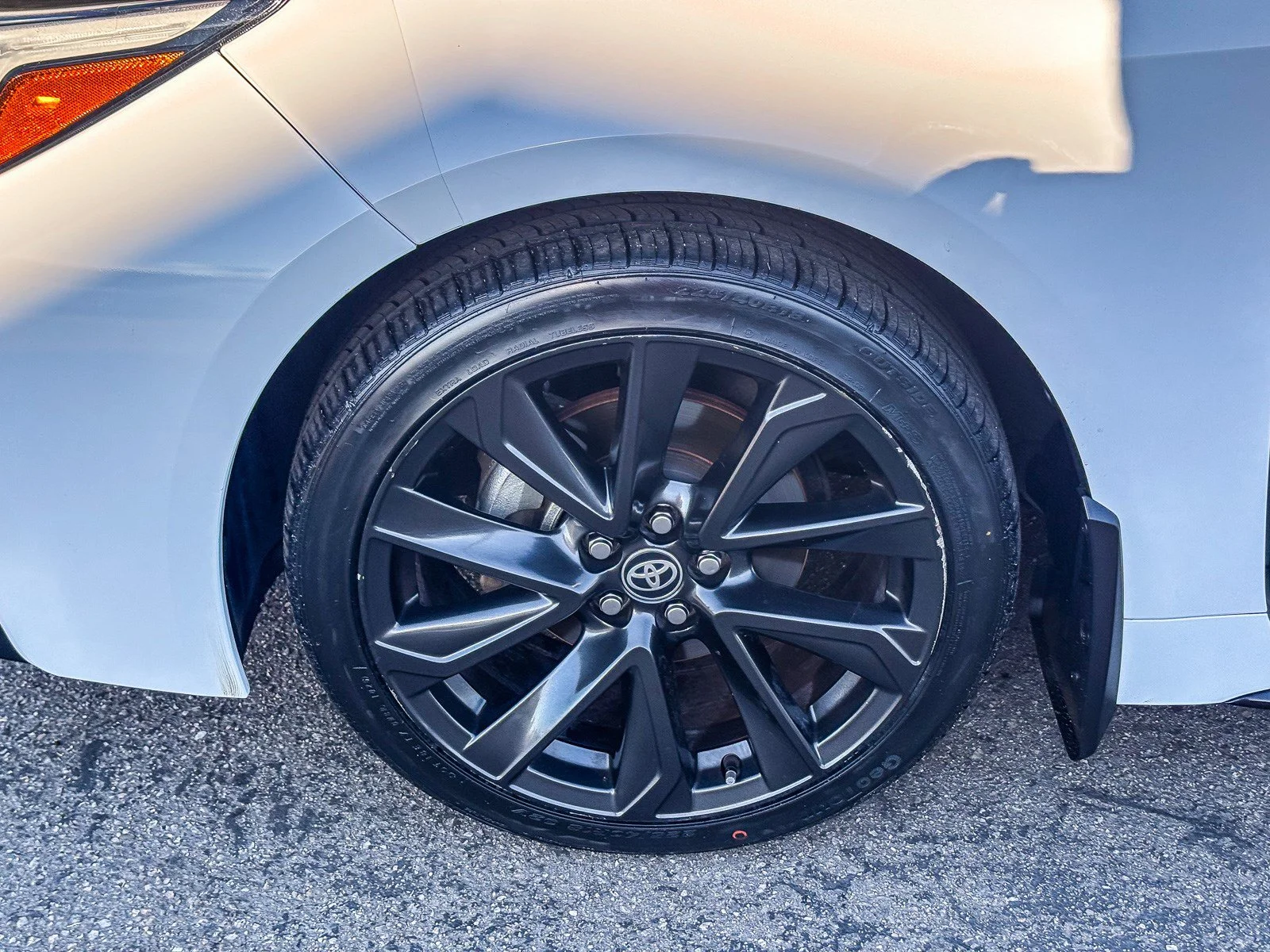 Certified Used 2024 Ice Cap Toyota SE image 10