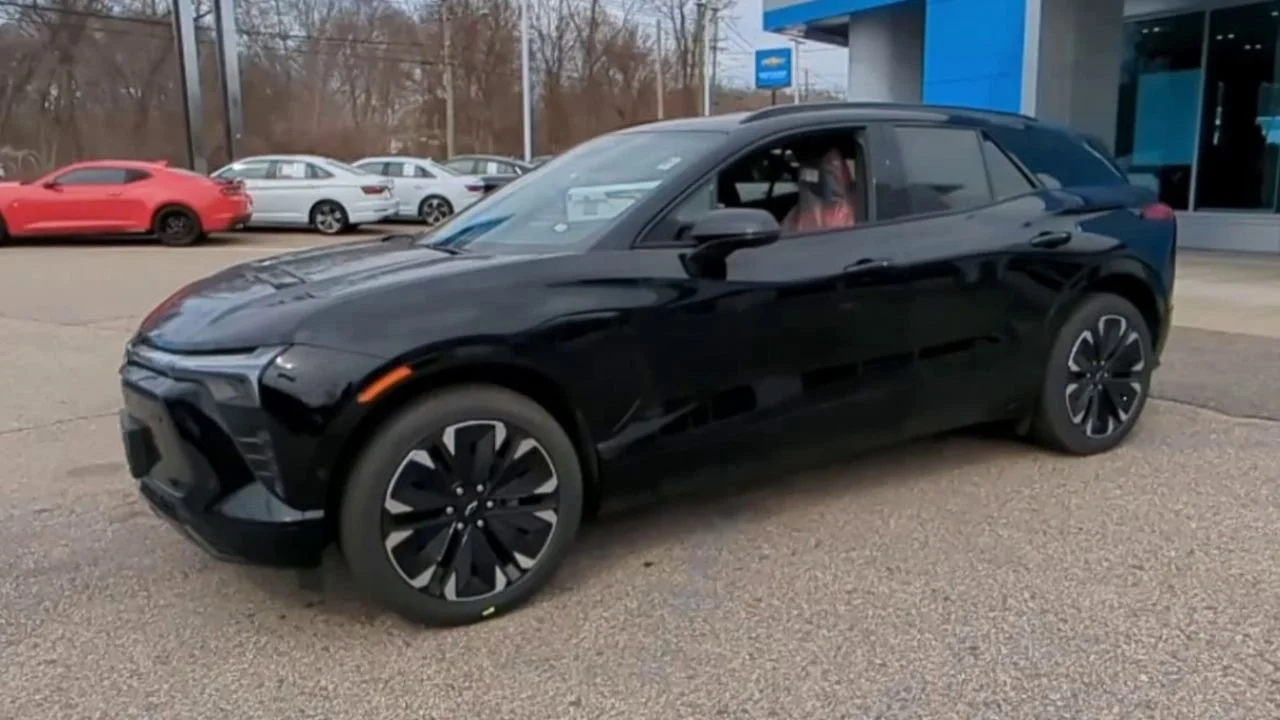 2025 Chevrolet Blazer EV RS - Photo 6