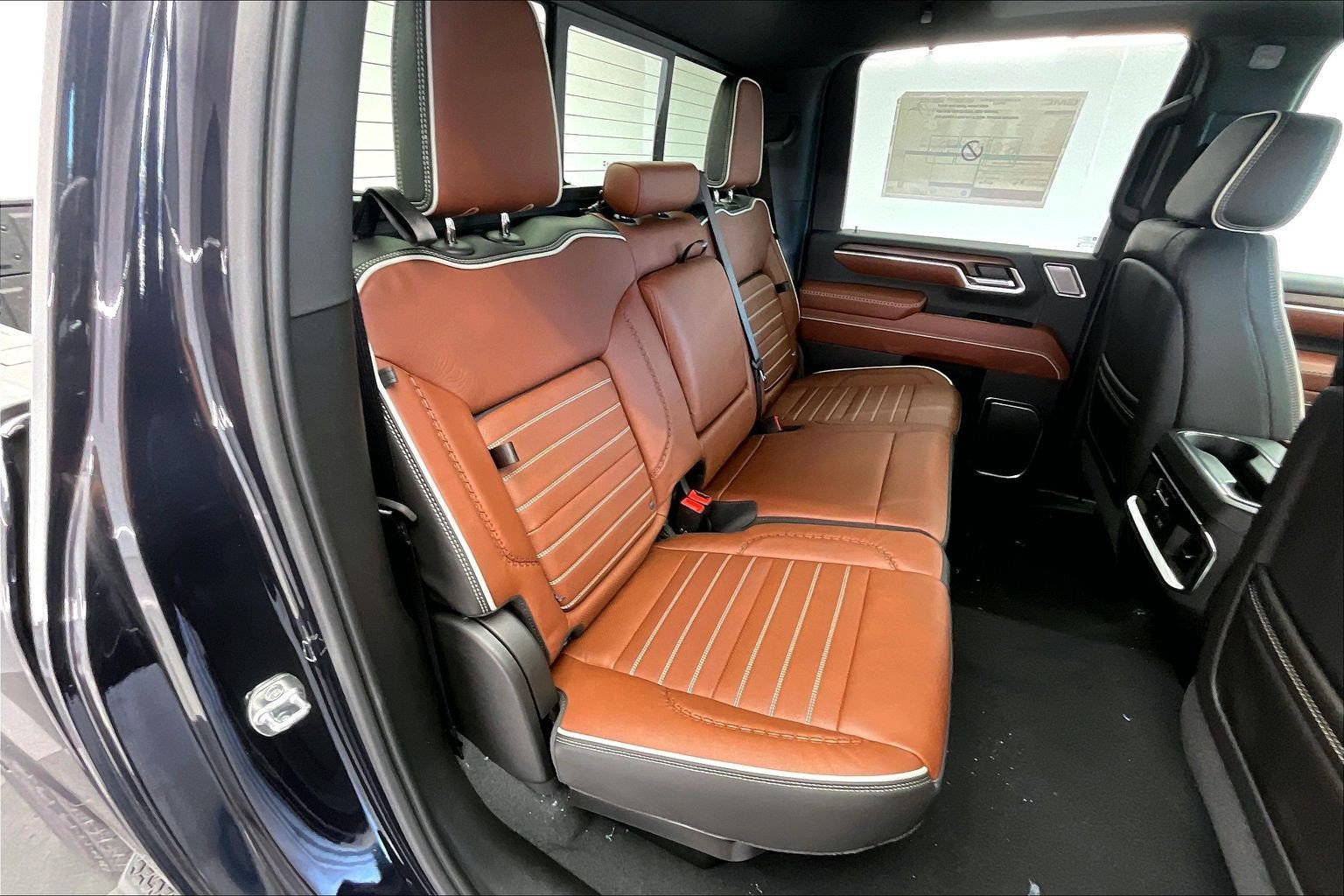 2026 GMC Sierra 2500HD Denali Ultimate - Photo 10