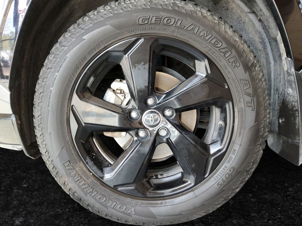 Used 2019 Gray Toyota XSE image 26