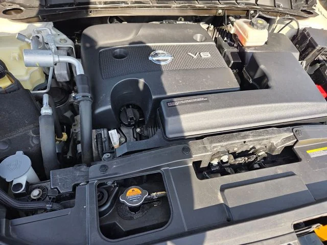 Certified Used 2021 White Nissan S image 18