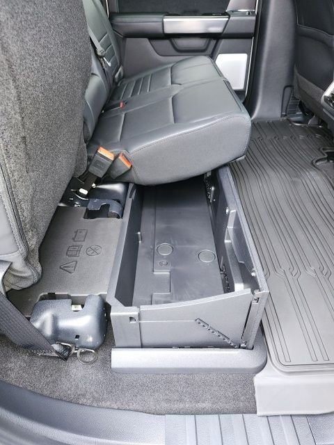 2025 Ford F-150 Platinum - Photo 60