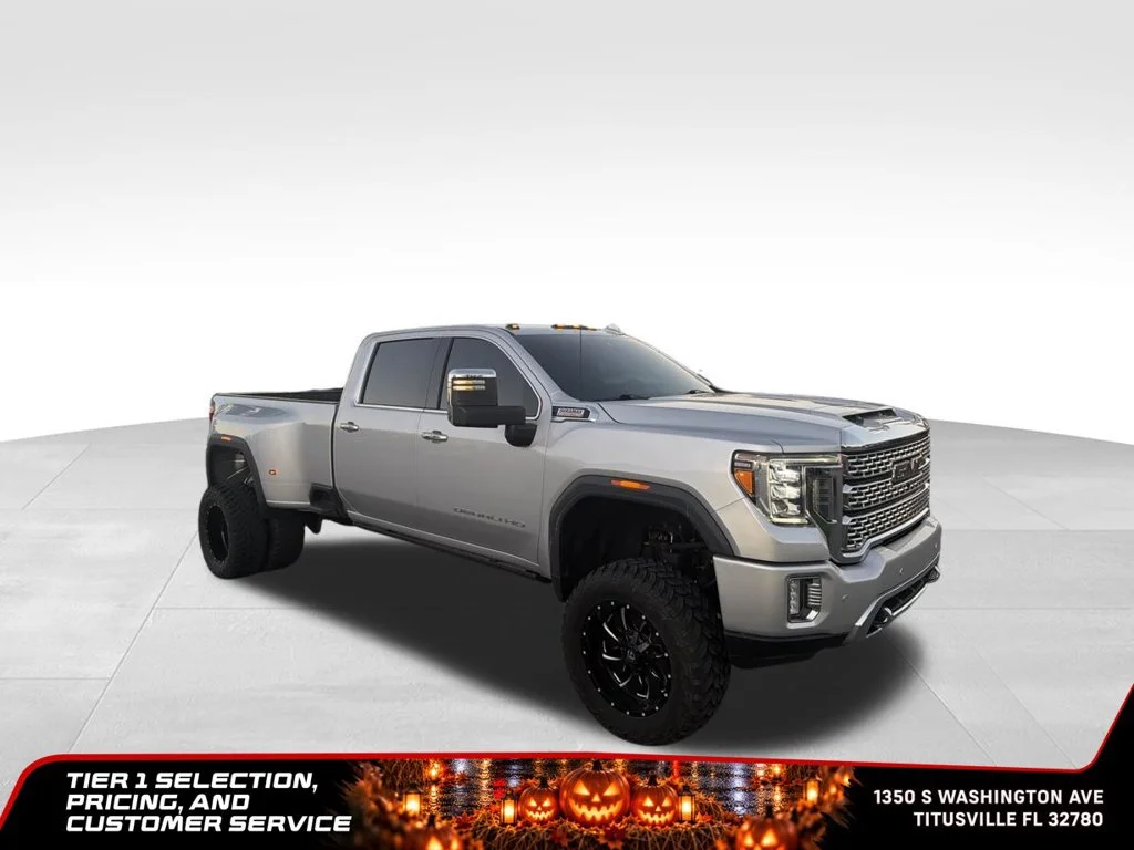 Used 2020 QUICKSILVER METALLIC GMC Denali image 10