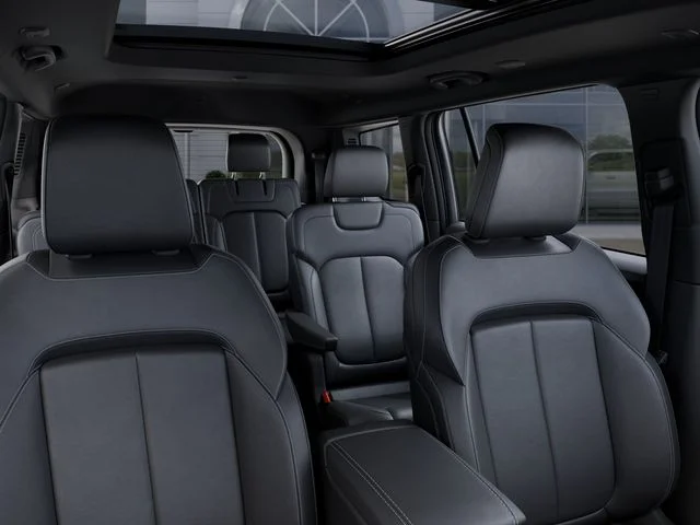 New 2026 Baltic Gray Metallic Clear-Coat Exterior Paint Jeep Limited image 26