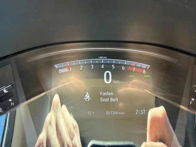 Used 2017 White Honda EX-L image 11