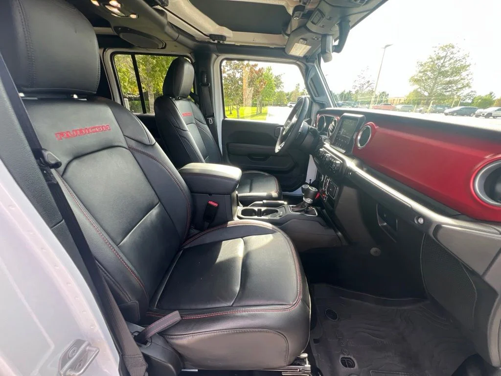 Certified Used 2023 White Jeep Rubicon image 15