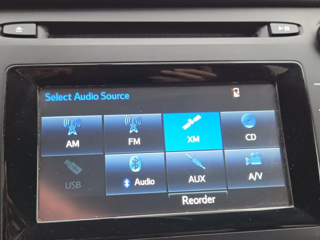 Used 2015 Blizzard Pearl Toyota LE Plus image 13