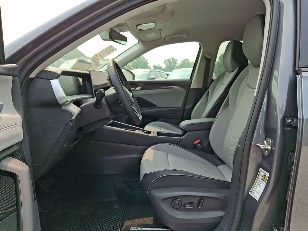 New 2026 Gray Volkswagen 2.0T SE image 7